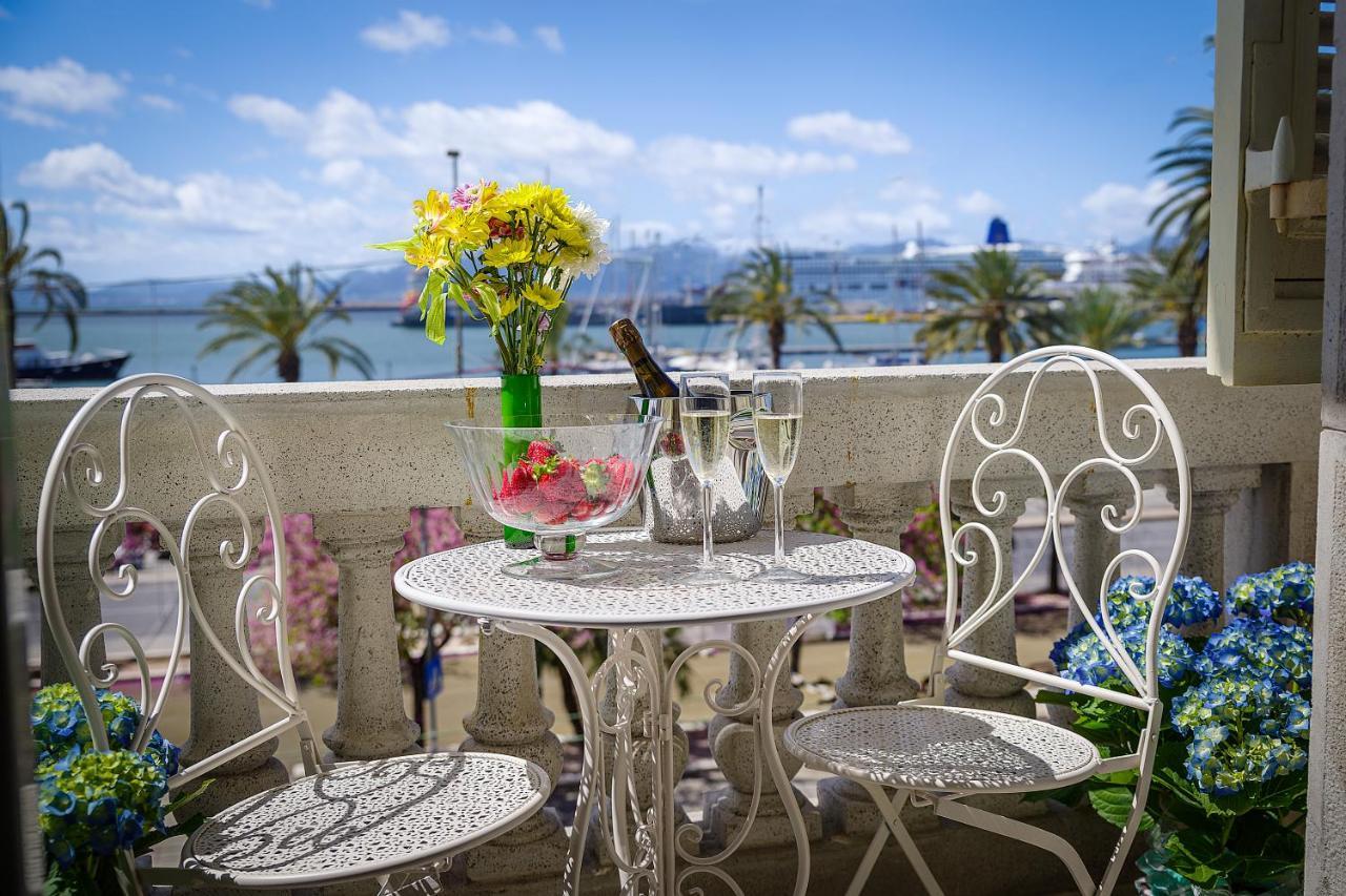 Waterfront Suites Cagliari Exteriör bild