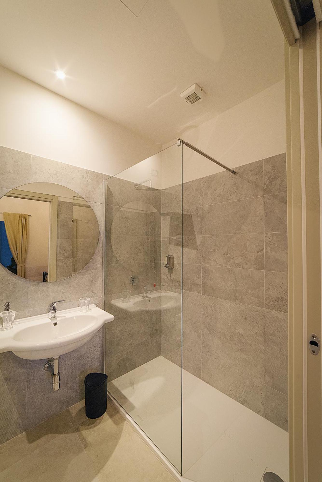 Waterfront Suites Cagliari Exteriör bild